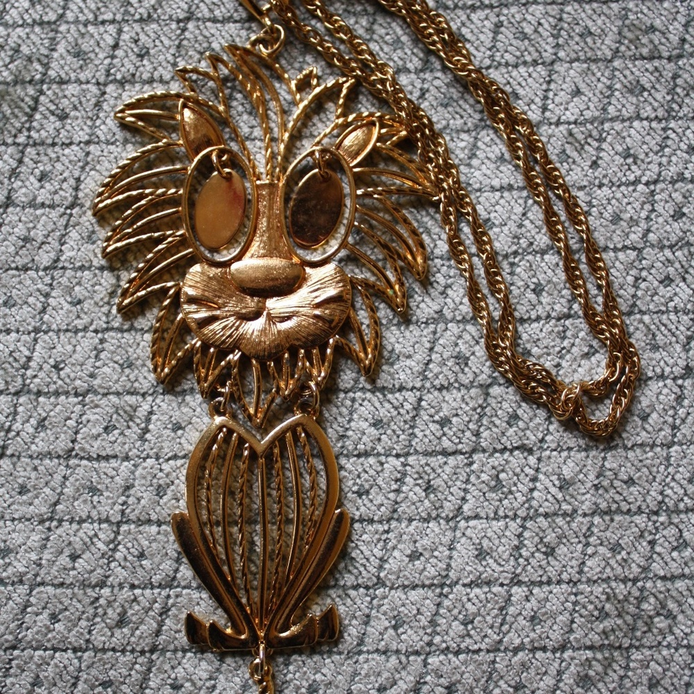Vintage Lion Necklace